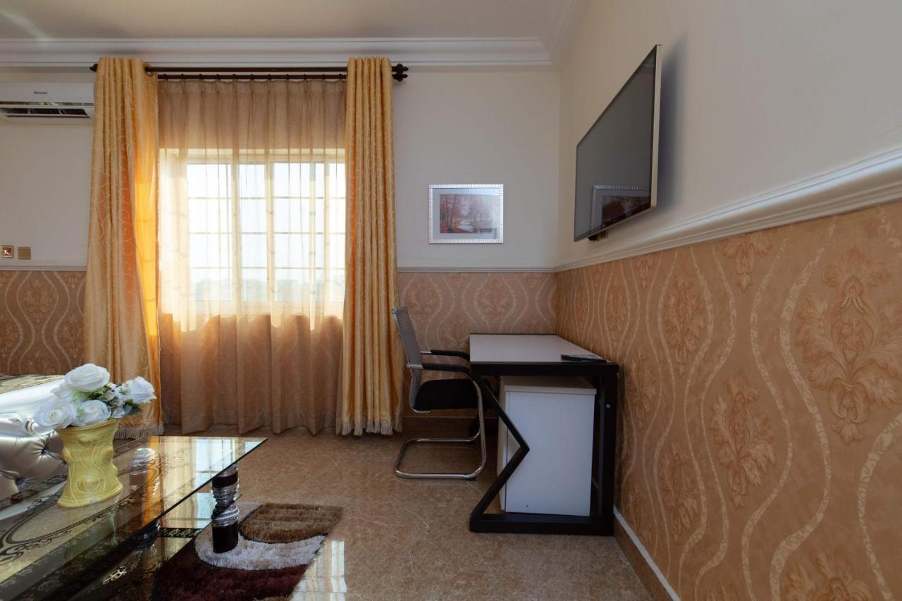 Ag Hotel And Suites Accra Luaran gambar